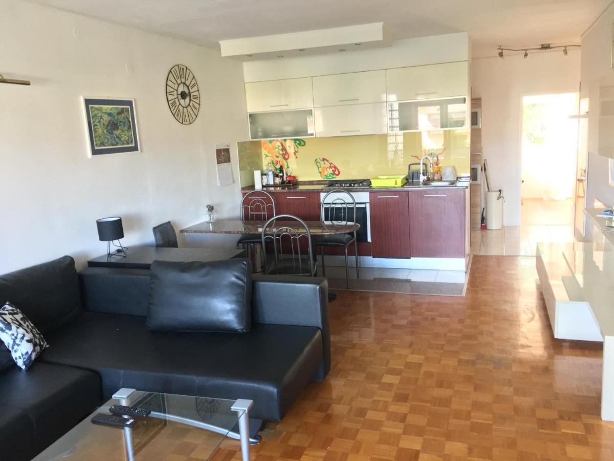 קרק Apartment Tin מראה חיצוני תמונה
