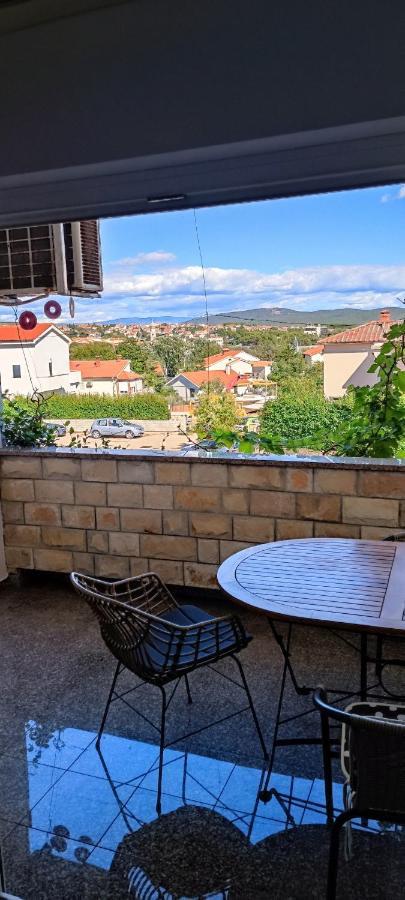 קרק Apartment Tin מראה חיצוני תמונה