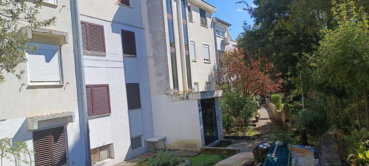 קרק Apartment Tin מראה חיצוני תמונה